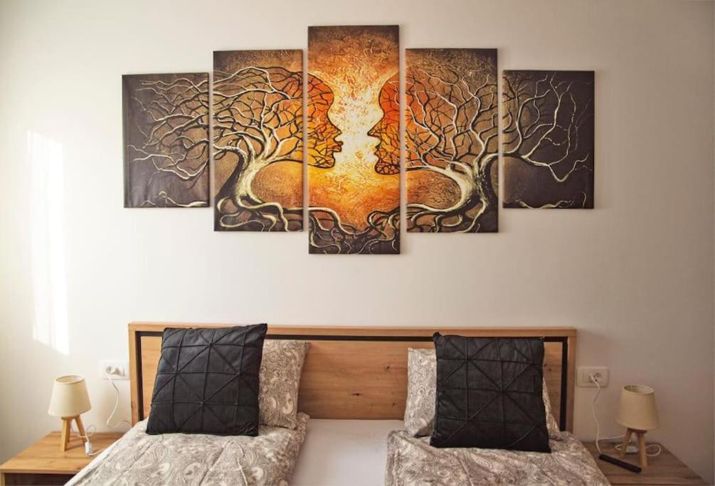 5 Dream Apartment 5 Cu Parcare Privata Oradea Εξωτερικό φωτογραφία